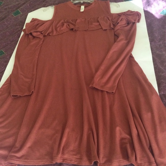 Elan Cold Shoulder Rust Swing Dress - Picture 5 of 8